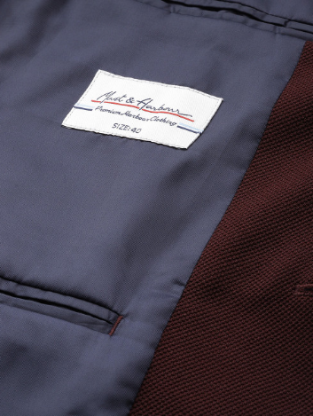 Men Burgundy Regular Fit Solid Single-Breasted Casual Blazer